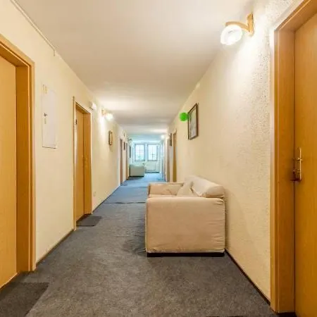 فندق مبيت وإفطار Goscinne 3*