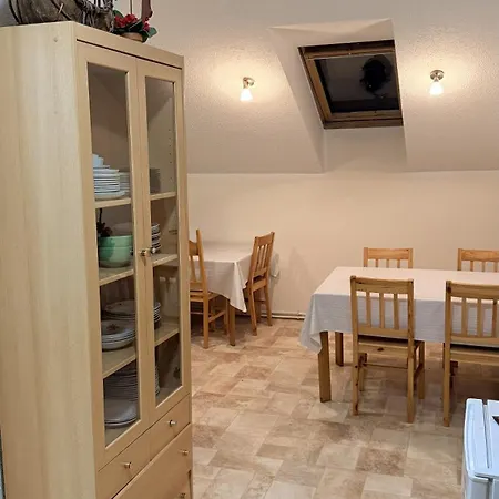Goscinne Bed & Breakfast 3*