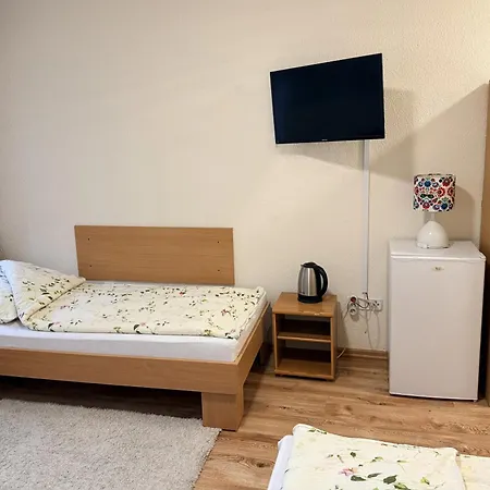 Goscinne Bed & Breakfast 3*