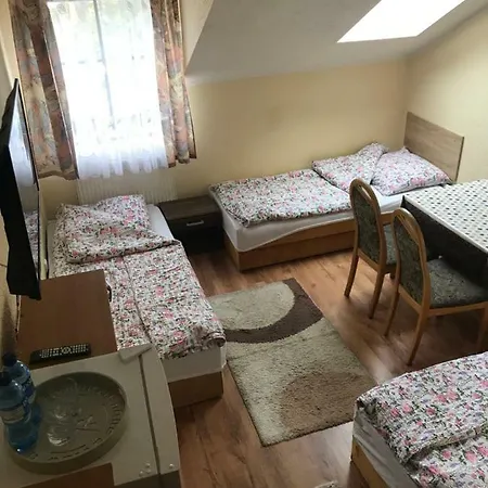 Goscinne فندق مبيت وإفطار ستافيغودا